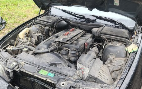 BMW 5 серия, 2001 год, 400 000 рублей, 13 фотография