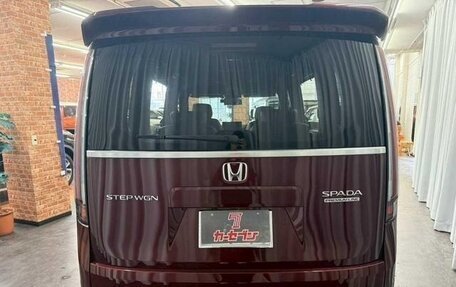 Honda Stepwgn, 2023 год, 2 600 000 рублей, 6 фотография