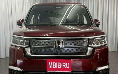 Honda Stepwgn, 2023 год, 2 600 000 рублей, 2 фотография