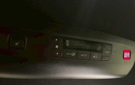 Honda Stepwgn, 2023 год, 2 600 000 рублей, 23 фотография