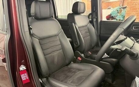 Honda Stepwgn, 2023 год, 2 600 000 рублей, 26 фотография