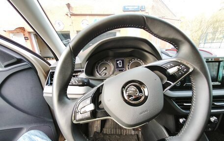 Skoda Rapid II, 2022 год, 2 100 000 рублей, 4 фотография