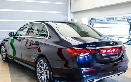 Mercedes-Benz E-Класс, 2020 год, 3 350 000 рублей, 6 фотография