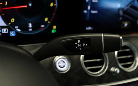 Mercedes-Benz E-Класс, 2020 год, 3 350 000 рублей, 20 фотография