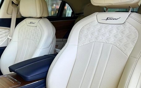 Bentley Flying Spur, 2024 год, 35 000 000 рублей, 12 фотография