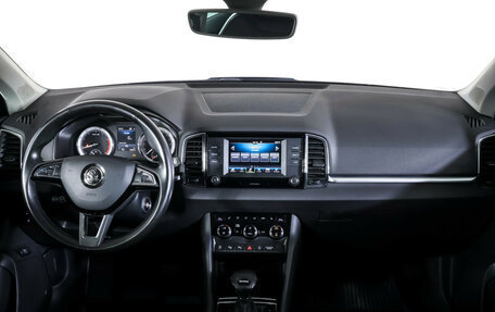 Skoda Karoq I, 2020 год, 2 490 000 рублей, 12 фотография