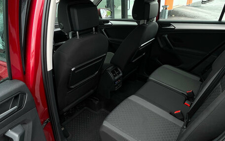 Volkswagen Tiguan II, 2020 год, 2 750 000 рублей, 23 фотография