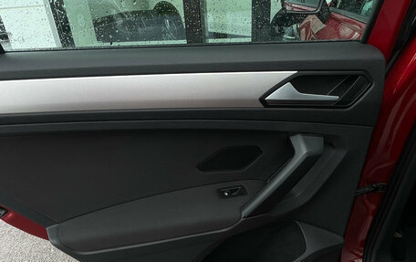 Volkswagen Tiguan II, 2020 год, 2 750 000 рублей, 24 фотография