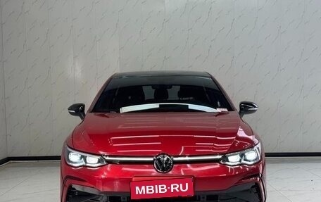 Volkswagen Golf VIII, 2022 год, 2 330 000 рублей, 1 фотография