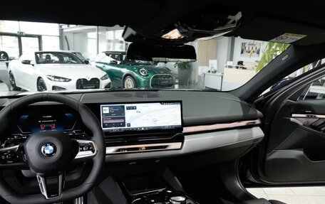 BMW 5 серия, 2025 год, 6 520 000 рублей, 13 фотография