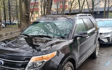 Ford Explorer VI, 2013 год, 1 350 000 рублей, 3 фотография