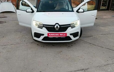 Renault Logan II, 2021 год, 950 000 рублей, 2 фотография