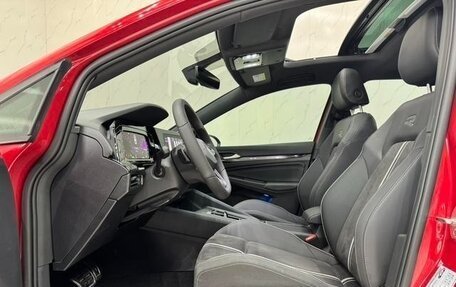 Volkswagen Golf VIII, 2022 год, 2 330 000 рублей, 7 фотография