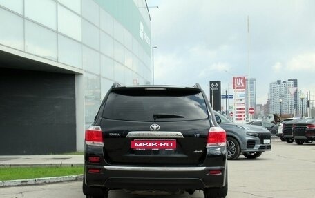 Toyota Highlander III, 2011 год, 2 310 000 рублей, 6 фотография