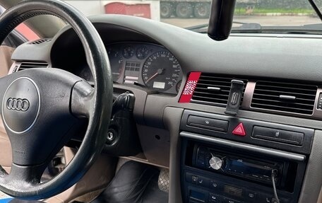 Audi A6, 1999 год, 250 000 рублей, 15 фотография