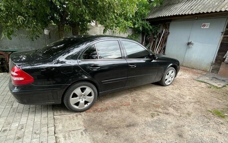 Mercedes-Benz E-Класс, 2006 год, 710 000 рублей, 3 фотография