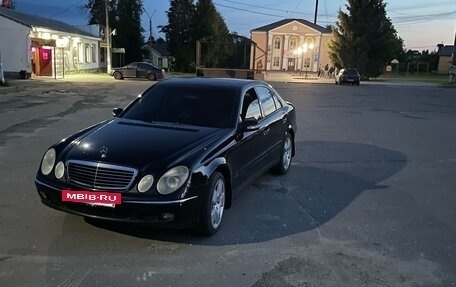 Mercedes-Benz E-Класс, 2006 год, 710 000 рублей, 4 фотография