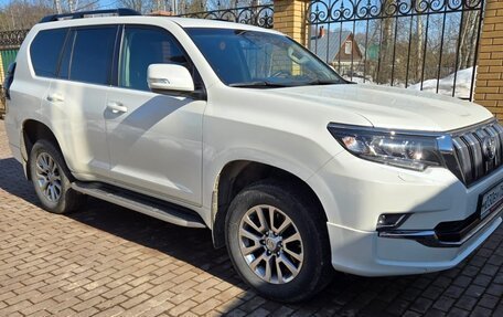 Toyota Land Cruiser Prado 150 рестайлинг 2, 2020 год, 6 650 000 рублей, 4 фотография