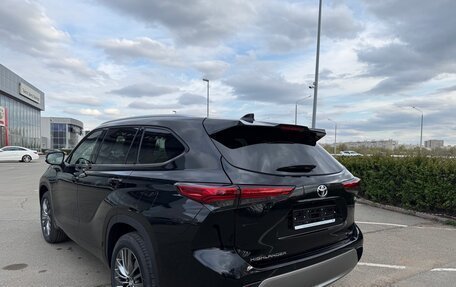 Toyota Highlander, 2026 год, 6 100 000 рублей, 6 фотография