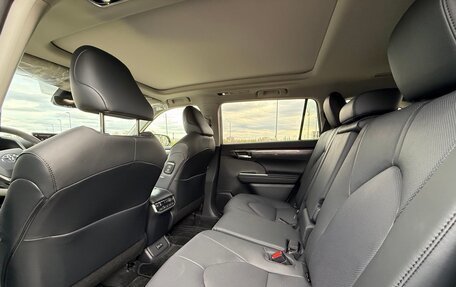 Toyota Highlander, 2026 год, 6 100 000 рублей, 23 фотография