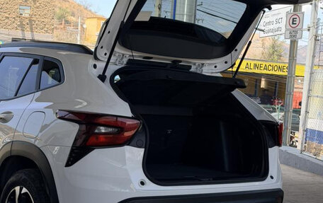 Chevrolet Trax, 2023 год, 1 930 000 рублей, 8 фотография