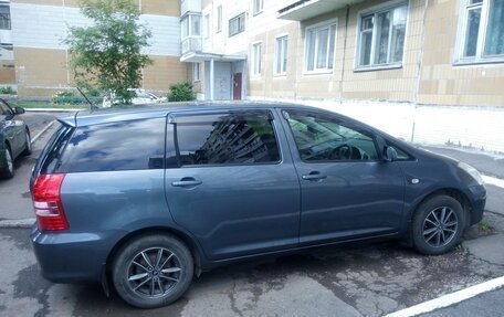 Toyota Wish II, 2004 год, 650 000 рублей, 1 фотография