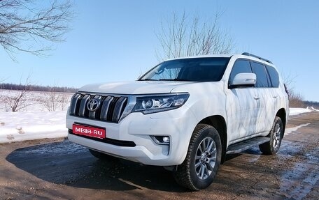 Toyota Land Cruiser Prado 150 рестайлинг 2, 2017 год, 6 700 000 рублей, 1 фотография