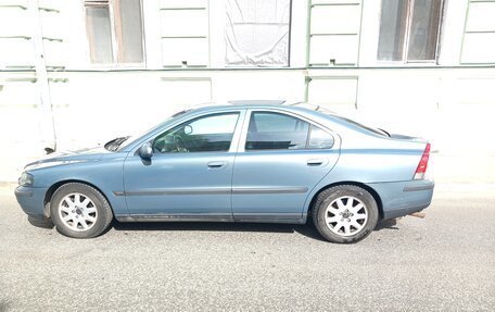 Volvo S60 III, 2002 год, 499 990 рублей, 1 фотография