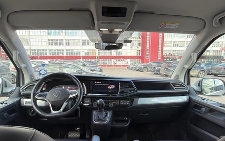 Volkswagen Multivan T6 рестайлинг, 2021 год, 10 500 000 рублей, 7 фотография