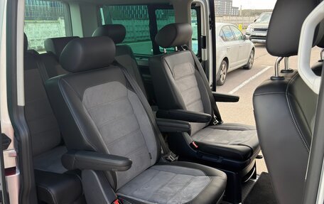 Volkswagen Multivan T6 рестайлинг, 2021 год, 10 500 000 рублей, 9 фотография