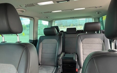 Volkswagen Multivan T6 рестайлинг, 2021 год, 10 500 000 рублей, 11 фотография