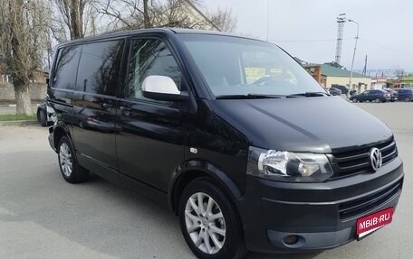 Volkswagen Transporter T5 рестайлинг, 2013 год, 1 650 000 рублей, 1 фотография