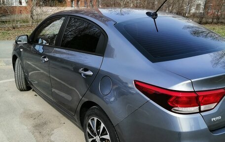 KIA Rio IV, 2018 год, 1 210 000 рублей, 5 фотография