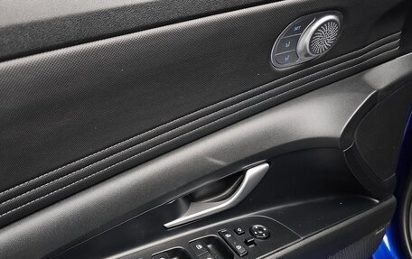 Hyundai Elantra, 2022 год, 1 700 000 рублей, 11 фотография