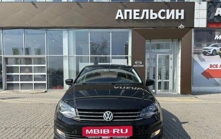 Volkswagen Polo VI (EU Market), 2017 год, 900 000 рублей, 2 фотография