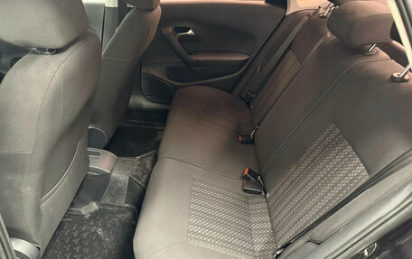 Volkswagen Polo VI (EU Market), 2017 год, 900 000 рублей, 15 фотография