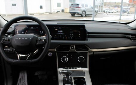 CheryExeed TXL, 2023 год, 2 250 000 рублей, 9 фотография