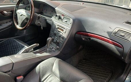Volvo S60 III, 2002 год, 499 990 рублей, 10 фотография