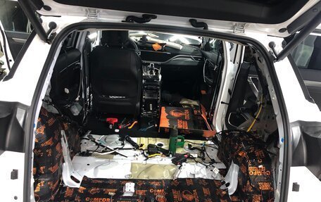 Geely Atlas, 2024 год, 2 815 000 рублей, 3 фотография