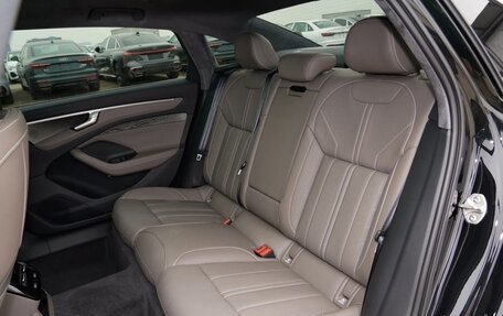 Audi A6, 2026 год, 7 619 000 рублей, 17 фотография