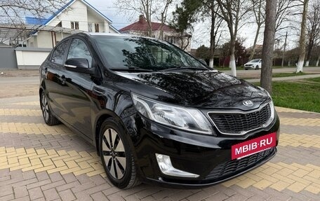 KIA Rio III рестайлинг, 2013 год, 750 000 рублей, 2 фотография