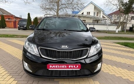 KIA Rio III рестайлинг, 2013 год, 750 000 рублей, 3 фотография