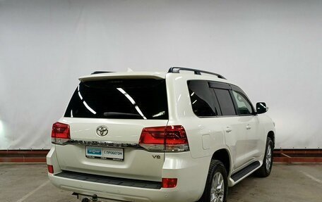 Toyota Land Cruiser 200, 2017 год, 6 999 000 рублей, 5 фотография