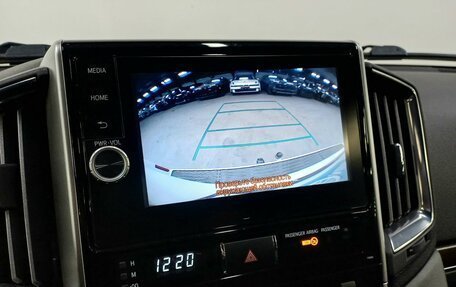 Toyota Land Cruiser 200, 2017 год, 6 999 000 рублей, 16 фотография