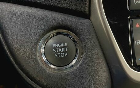 Toyota Land Cruiser 200, 2017 год, 6 999 000 рублей, 17 фотография