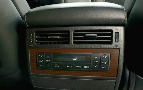 Toyota Land Cruiser 200, 2017 год, 6 999 000 рублей, 25 фотография