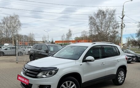 Volkswagen Tiguan I, 2016 год, 1 850 000 рублей, 2 фотография