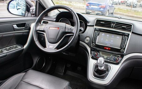 Haval H6, 2015 год, 1 589 000 рублей, 13 фотография