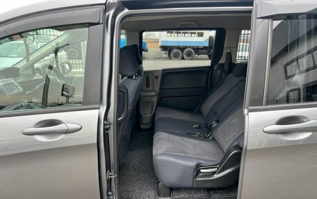 Honda Freed I, 2009 год, 849 999 рублей, 18 фотография