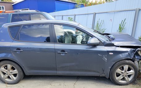 KIA cee'd I рестайлинг, 2008 год, 250 000 рублей, 7 фотография